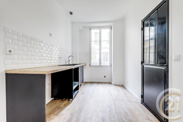à vendre  38,43 m 2   PARIS  - 75017