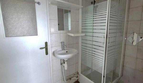 Appartement 2 pièces à vendre avec place de parking SAINT QUENTIN (02)