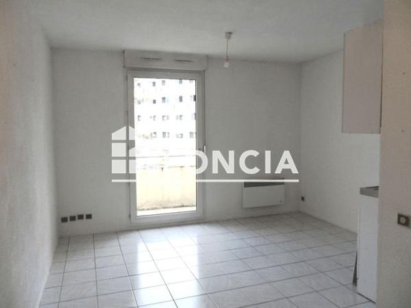 Location Studio 18.69 m² - LEONARD DE VINCI Dijon 21000