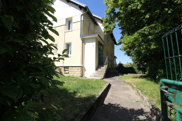 Maison mitoyenne à louer 4 pièces ZIMMING (57), 2 chambres, garage et jardin