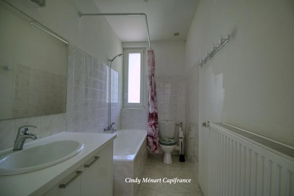 Maison mitoyenne à louer 4 pièces ZIMMING (57), 2 chambres, garage et jardin