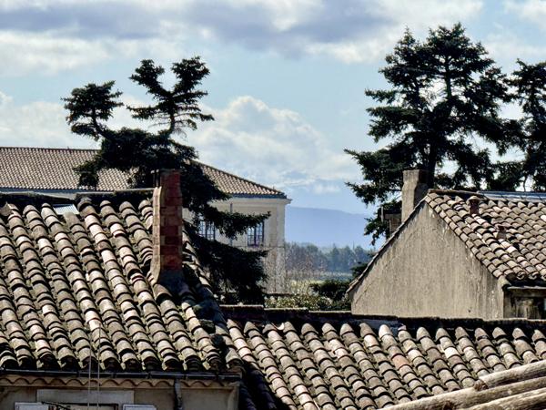 Appartement T3 au dernier étage avec terrasse privative et vues sur les Pyrénées