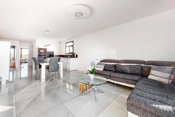 VITRY SUR SEINE - BALCON/TERRASSE - PROCHE RER - DERNIER ÉTAGE - PARFAIT ÉTAT