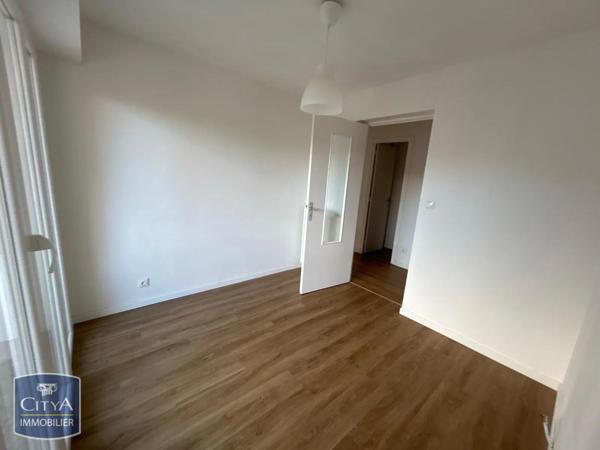 Appartement à louer 2 pièces 58.03m²