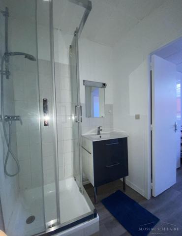 POITIERS: studio meublé de 16.40 m²