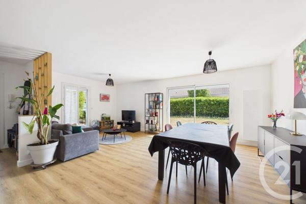 Maison à vendre  5 pièces - 122,16 m 2   EYSINES  - 33