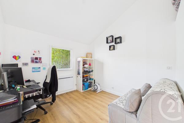 Maison à vendre  5 pièces - 122,16 m 2   EYSINES  - 33