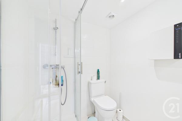 Maison à vendre  5 pièces - 122,16 m 2   EYSINES  - 33