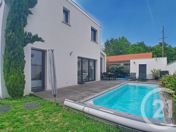 Maison à vendre  5 pièces - 122,16 m 2   EYSINES  - 33