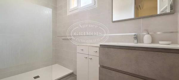VIAGER OCCUPE - NARBONNE Appartement de 74 m² env. avec balcon et loggia fermée