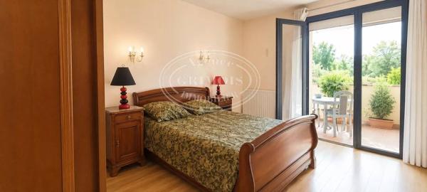 VIAGER OCCUPE - NARBONNE Appartement de 74 m² env. avec balcon et loggia fermée
