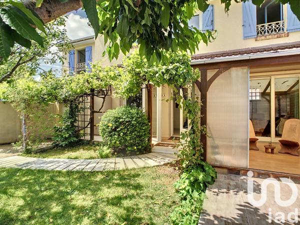 Maison à vendre 5 pièces 130 m² Les Clayes-sous-Bois