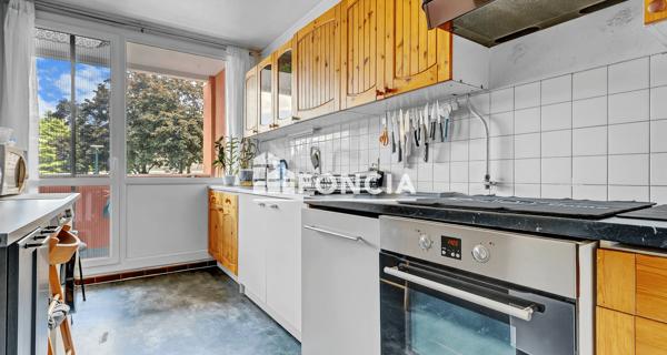 À vendre Appartement 4 pièces 77.12 m² - Thiais 94320
