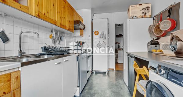 À vendre Appartement 4 pièces 77.12 m² - Thiais 94320