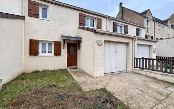 Maison à vendre    4 pièces •  Étampes