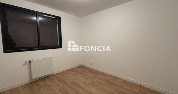 Location Appartement 5 pièces 100.15 m² - La Queue-en-brie 94510