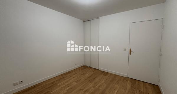 Location Appartement 5 pièces 100.15 m² - La Queue-en-brie 94510