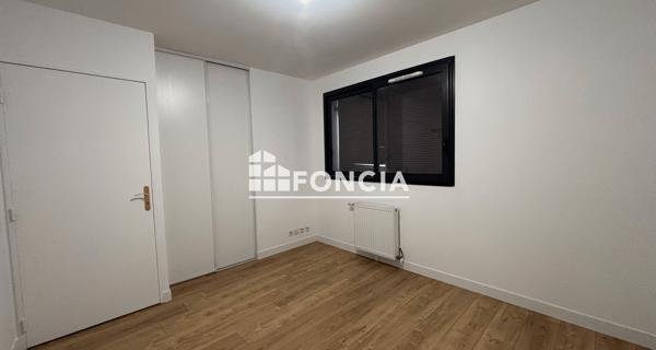 Location Appartement 5 pièces 100.15 m² - La Queue-en-brie 94510