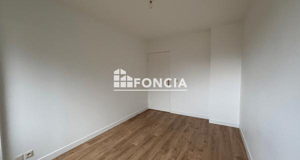 Location Appartement 5 pièces 100.15 m² - La Queue-en-brie 94510