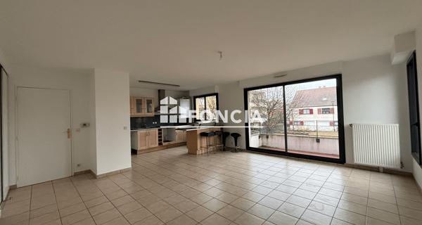 Location Appartement 5 pièces 100.15 m² - La Queue-en-brie 94510