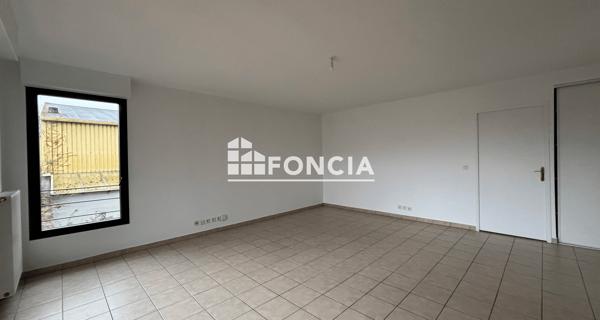 Location Appartement 5 pièces 100.15 m² - La Queue-en-brie 94510