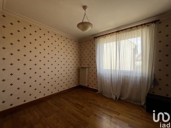 Appartement 4 pièces de 81 m² à Paray-Vieille-Poste (91550)