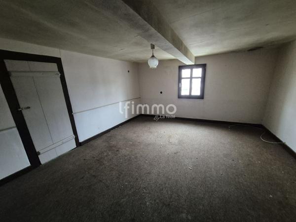 Ensemble de deux maisons à Niederlauterbach.