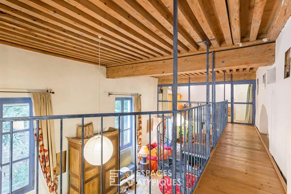 Appartement au caractère affirmé dans un ancien couvent