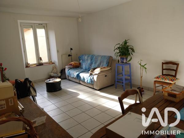Maison à vendre 6 pièces 241 m² Saint-Victurnien