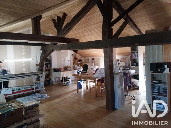 Maison à vendre 6 pièces 241 m² Saint-Victurnien