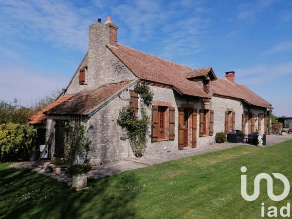 Longère 6 pièces de 235 m² à Cortrat (45700)