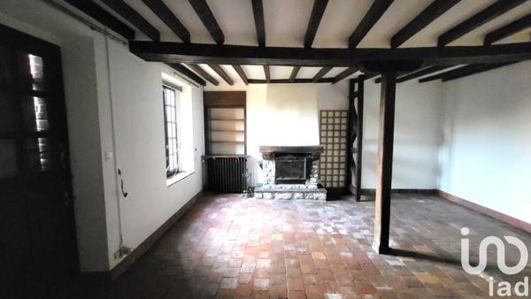 Longère 6 pièces de 235 m² à Cortrat (45700)