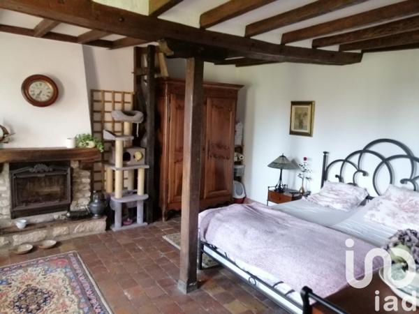 Longère 6 pièces de 235 m² à Cortrat (45700)