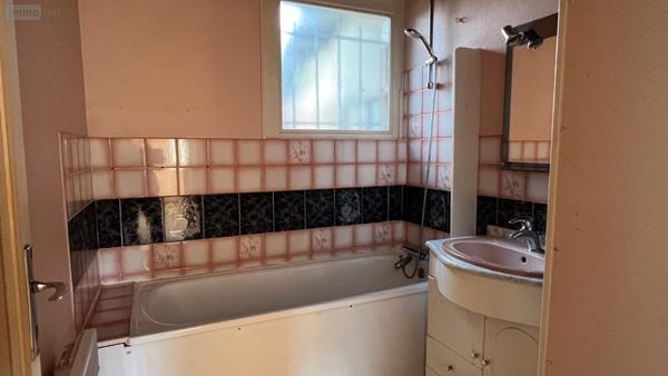 Maison à vendre à Évreux dans l'Eure (27000), ref : S021   
EVREUX VILLAGE DE LA FORÊT