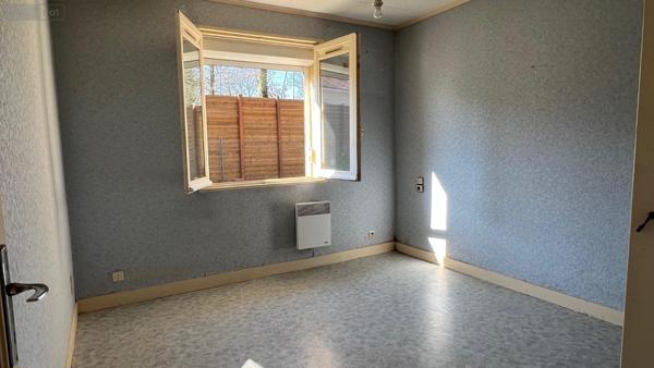 Maison à vendre à Évreux dans l'Eure (27000), ref : S021   
EVREUX VILLAGE DE LA FORÊT