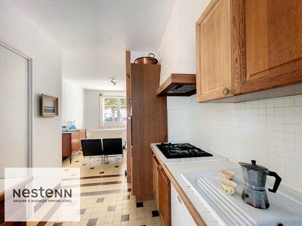 Maison de bourg avec dépendance Saint Just Luzac 145 m2