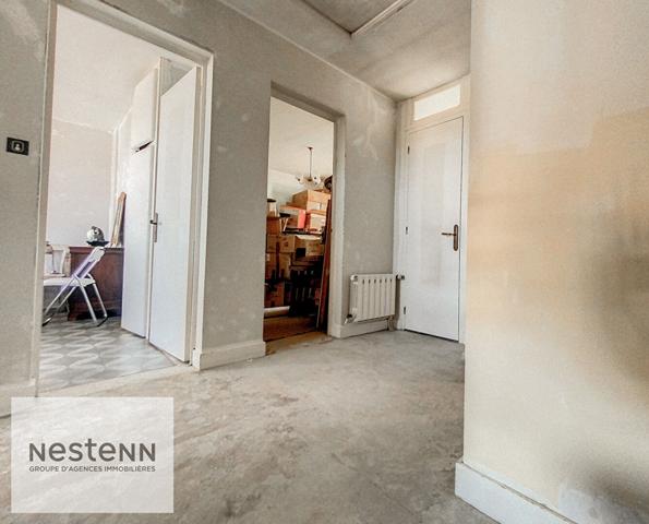 Maison de bourg avec dépendance Saint Just Luzac 145 m2