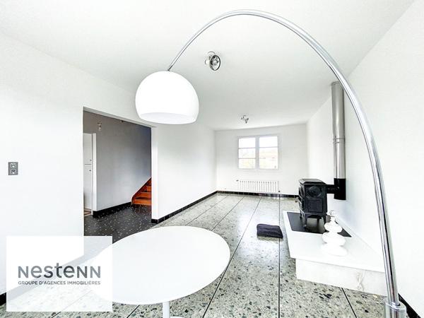 Maison de bourg avec dépendance Saint Just Luzac 145 m2