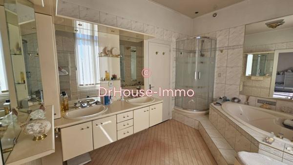 Appartement à vendre 5 pièces de 195 m²