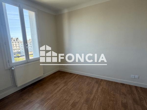 Location Appartement 3 pièces 71.94 m² - 8 AVENUE DAVID D ANGERS Saumur 49400