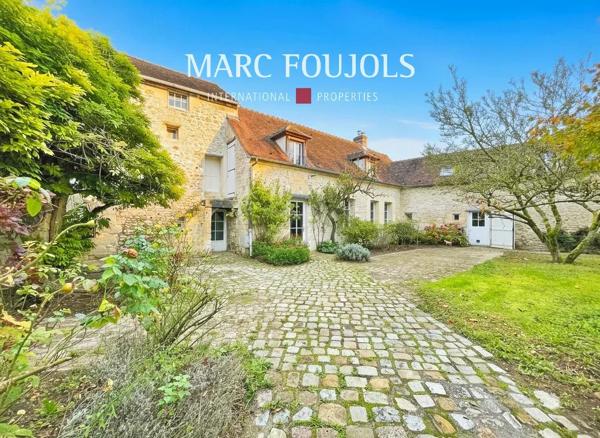 Demeure de charme avec dépendance et terrain de 6000m²