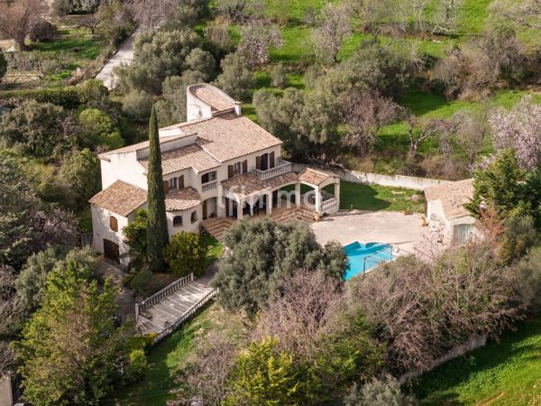 Les Médecins - Maison Familiale - 6/7P - 240M2 + Dépendance