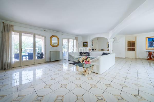 Les Médecins - Maison Familiale - 6/7P - 240M2 + Dépendance