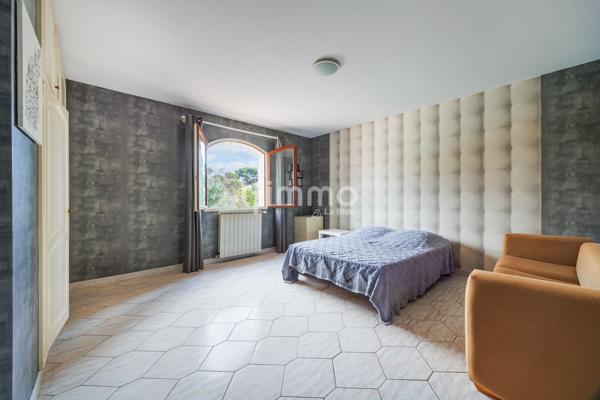 Les Médecins - Maison Familiale - 6/7P - 240M2 + Dépendance