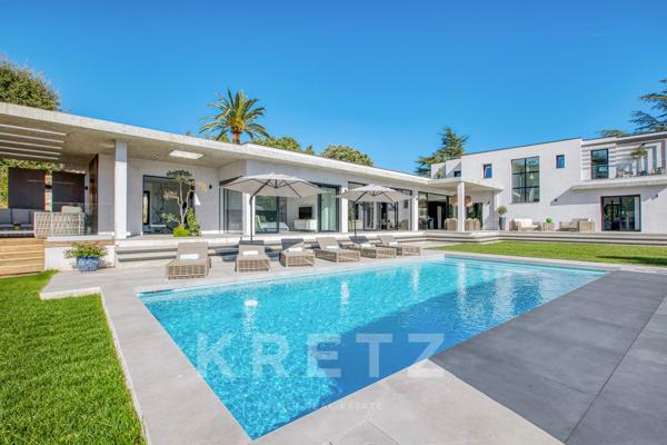 PROPRIETE CONTEMPORAINE 5 CHAMBRES A BIOT