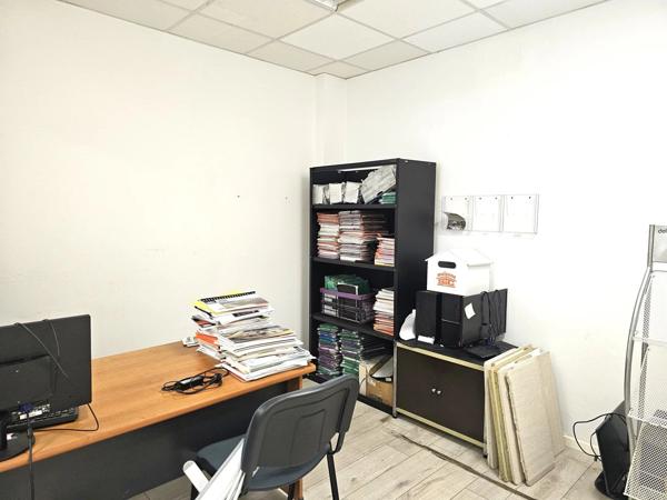 Location Local commercial 1 pièces 90 m2 à Albi