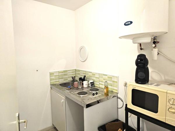 Location Local commercial 1 pièces 90 m2 à Albi