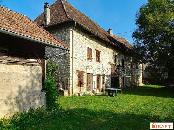 Opportunité Unique à Morestel : Ensemble Immobilier avec Potentiel !