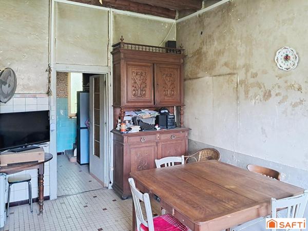 Opportunité Unique à Morestel : Ensemble Immobilier avec Potentiel !