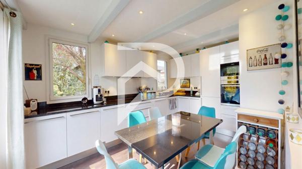 Maison 8 pièces 250 m2